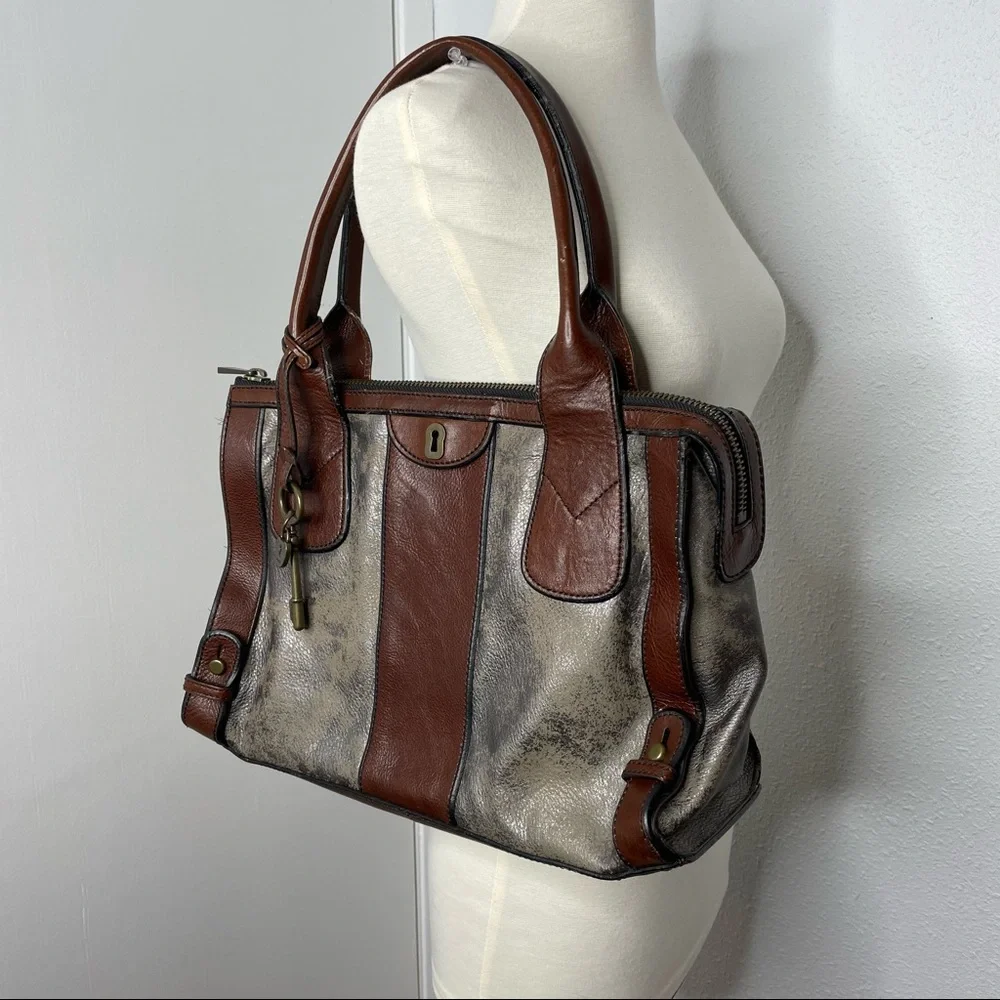 Fossil Vintage Reissue Leather Satchel Purse - Key details
